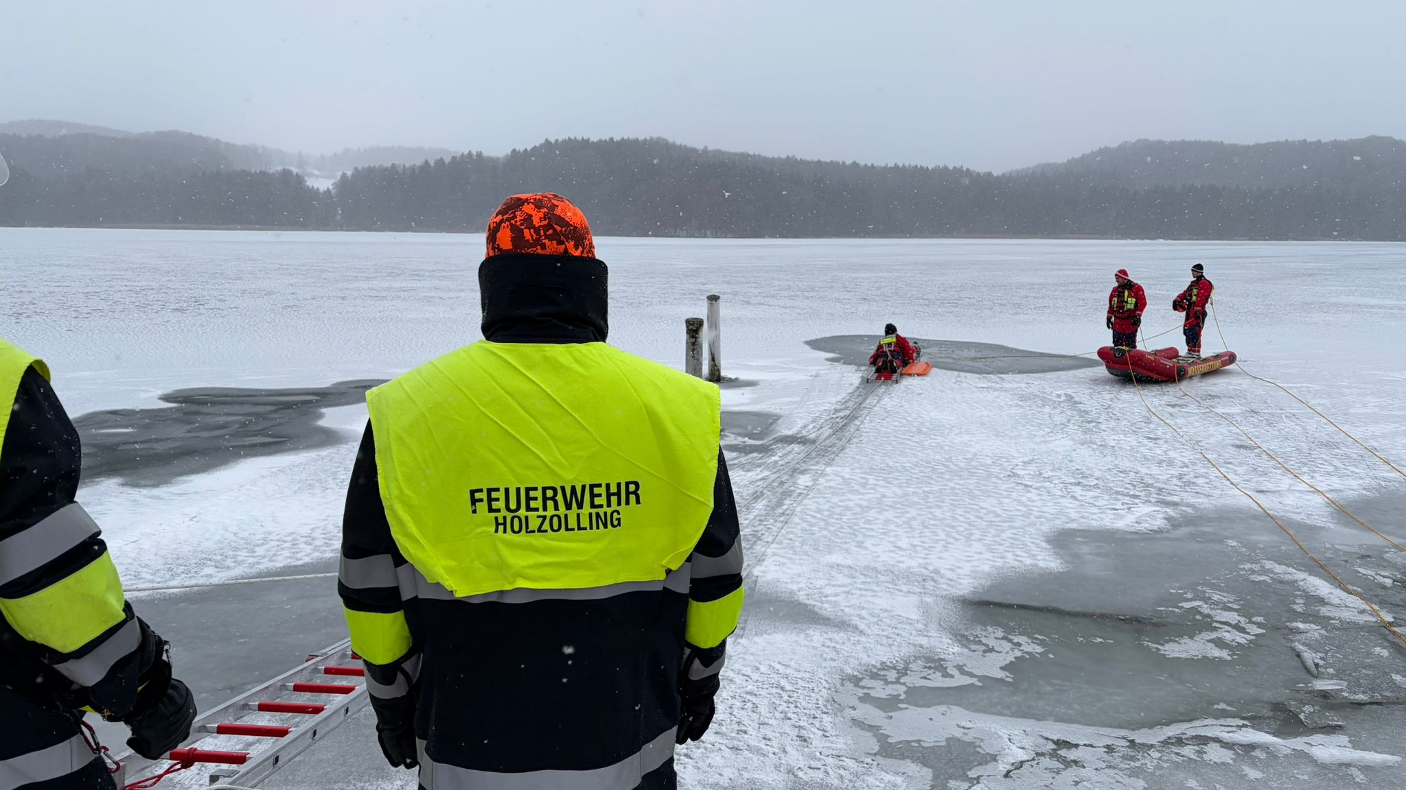 Eisrettungsübung mit FFW Holzolling